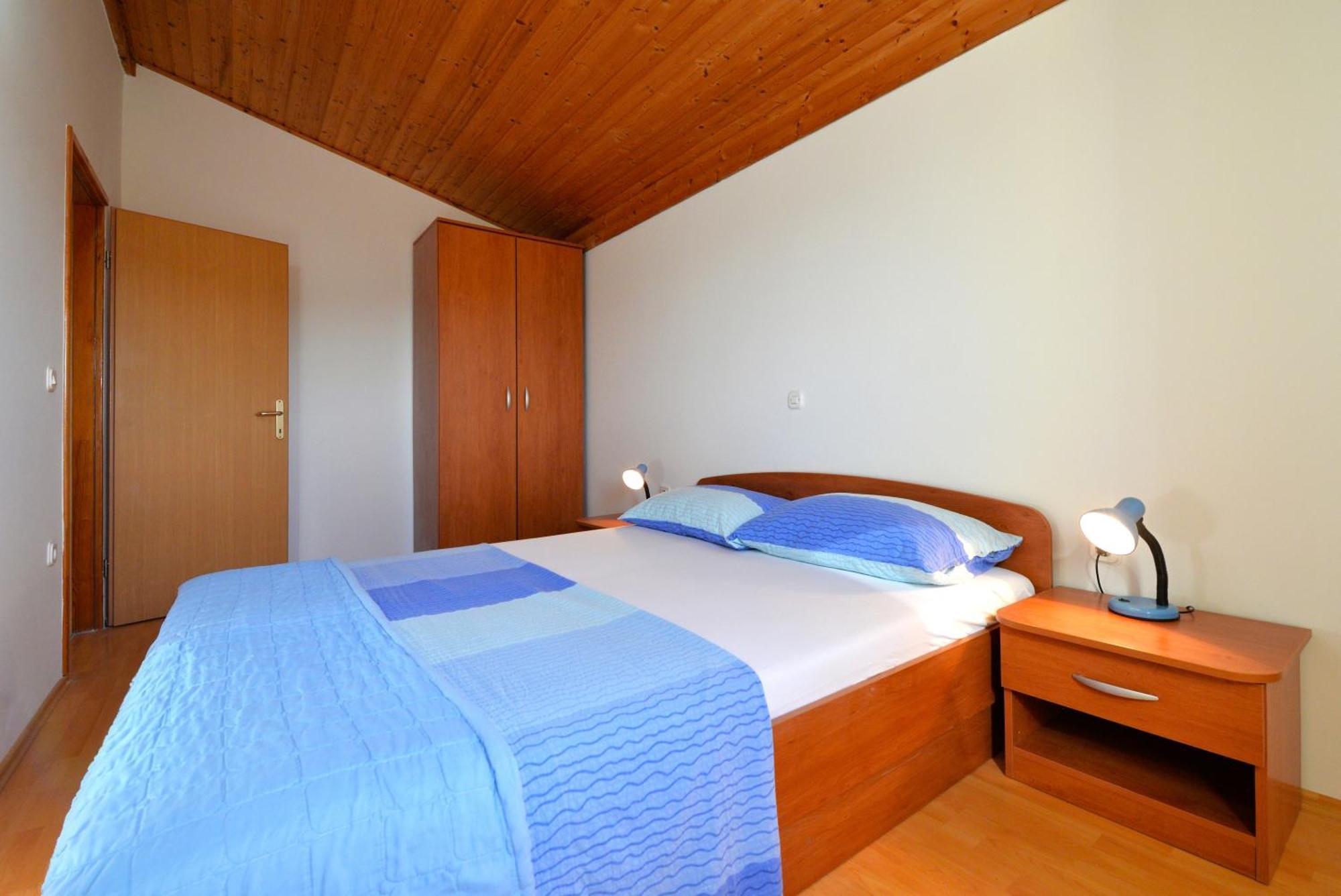 Apartments Goranka Murter Exterior photo